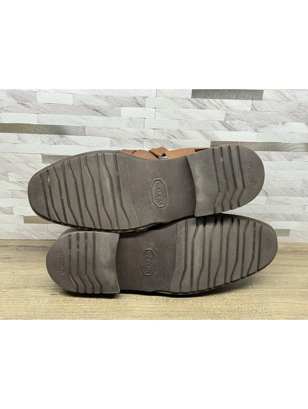 Allen Edmonds Tivoli Fisherman’s Sandals Brown Men’s 11.5 D Summer Vibram Italy